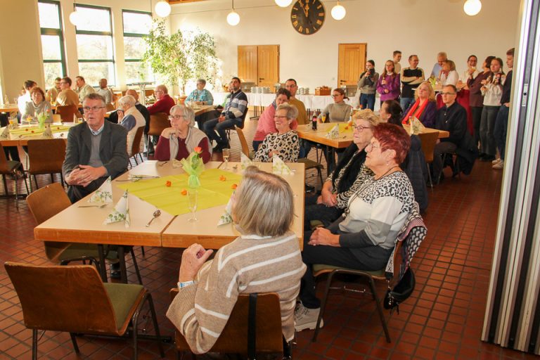 2025-11-23_Kirchenjahresabschlussgottesdienst- Empfang_IMG_1008_Hartelt