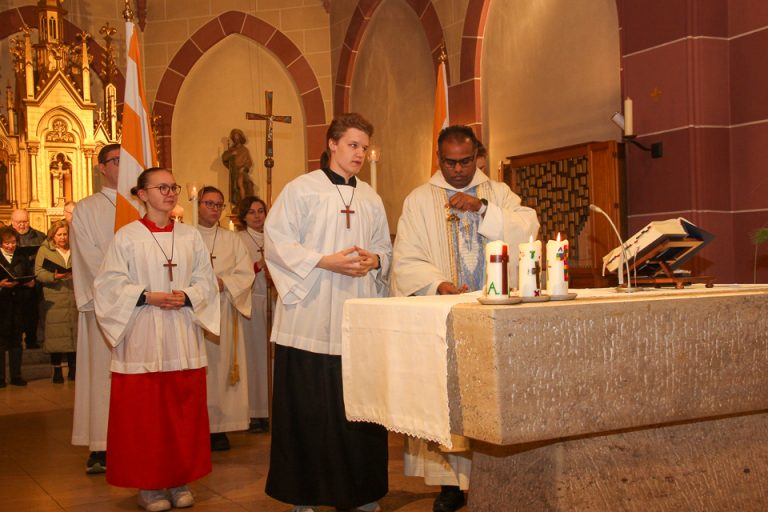 2025-12-06_Advent im Pfarrgarten_Patrozinium_IMG_1055_Hartelt