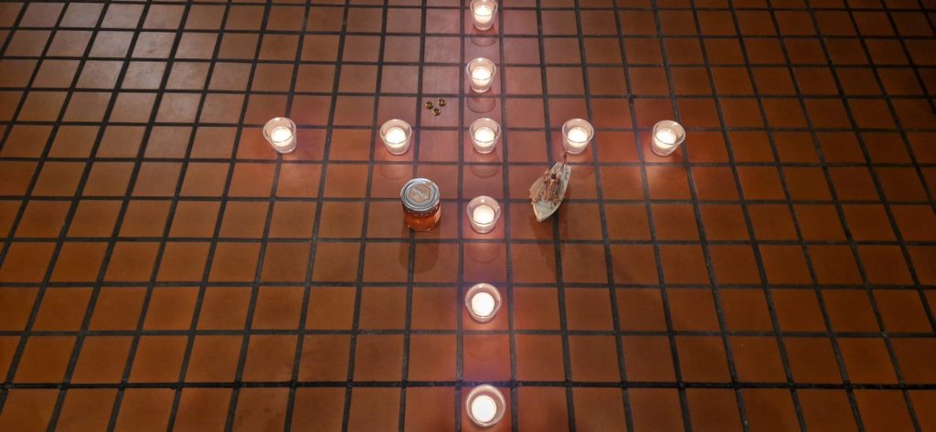 2025-12-18_Türen öffnen im Advent_Messdiener_0f2a0962_PJP