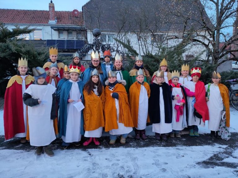 Am 7. Januar wurden die Sternsinger in Jügesheim ausgesendet