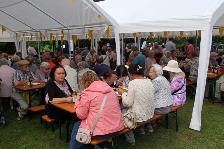 2026-08-23_Pfarrfest St. Nikolaus_IMG_1503_Hartelt